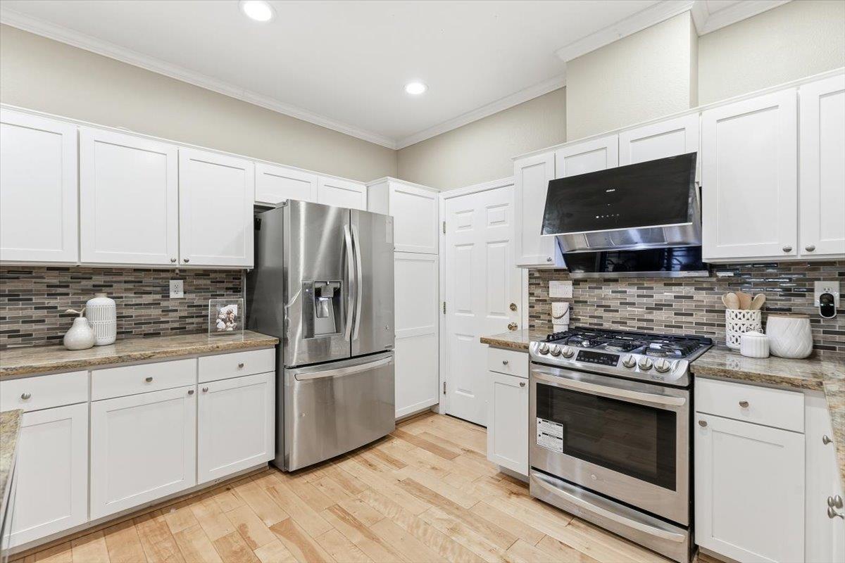 Photo #12: ML82041638 Listing: Photo #12