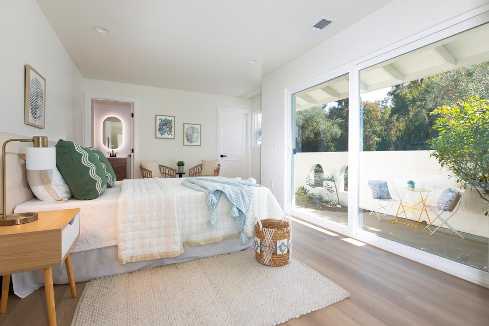 Detail Gallery Image 19 of 35 For 20090 Portola Dr, Salinas,  CA 93908 - 3 Beds | 3 Baths