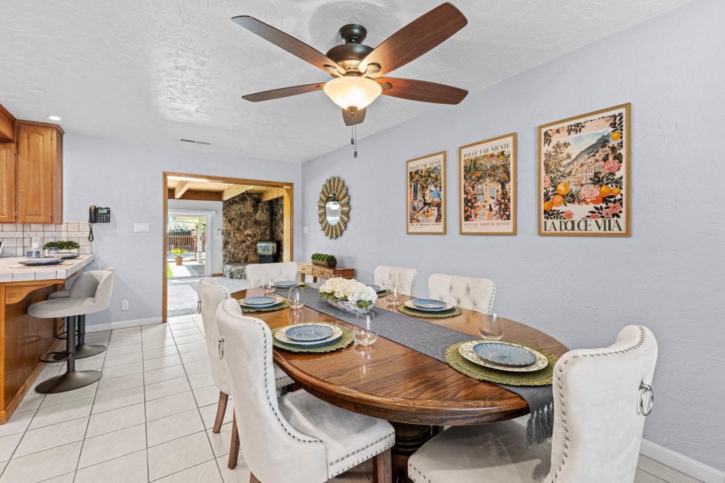 Detail Gallery Image 16 of 73 For 408 La Sierra Way, Gilroy,  CA 95020 - 3 Beds | 3 Baths