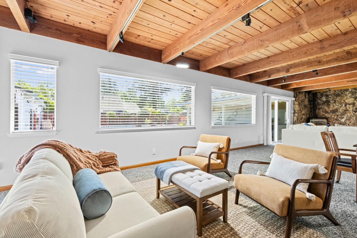 Detail Gallery Image 25 of 73 For 408 La Sierra Way, Gilroy,  CA 95020 - 3 Beds | 3 Baths