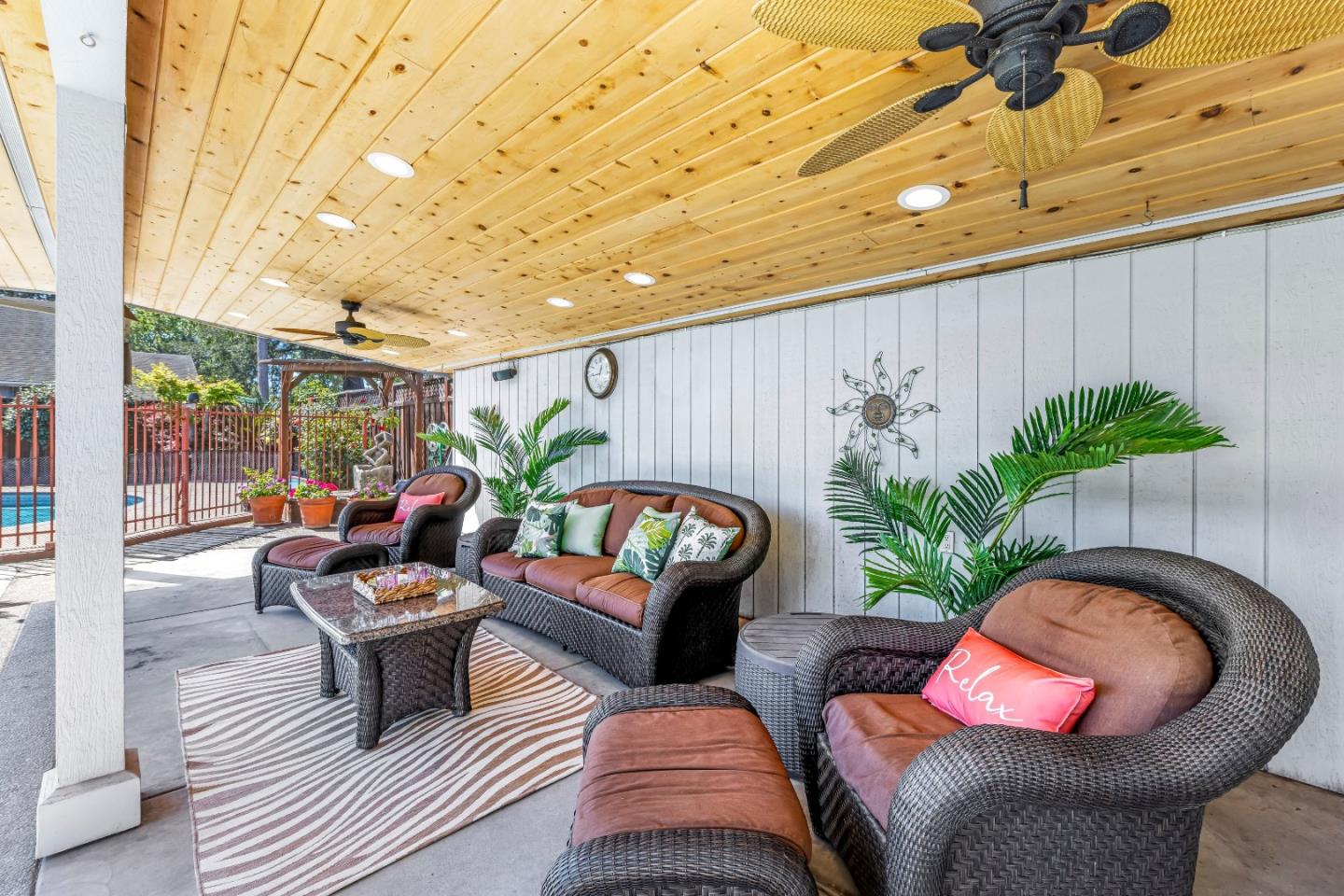 Detail Gallery Image 46 of 73 For 408 La Sierra Way, Gilroy,  CA 95020 - 3 Beds | 3 Baths