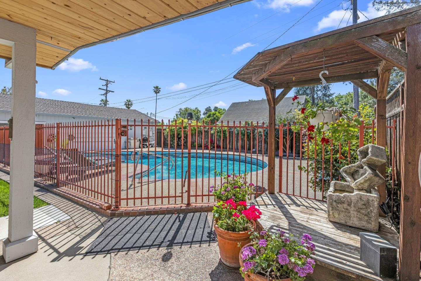 Detail Gallery Image 50 of 73 For 408 La Sierra Way, Gilroy,  CA 95020 - 3 Beds | 3 Baths