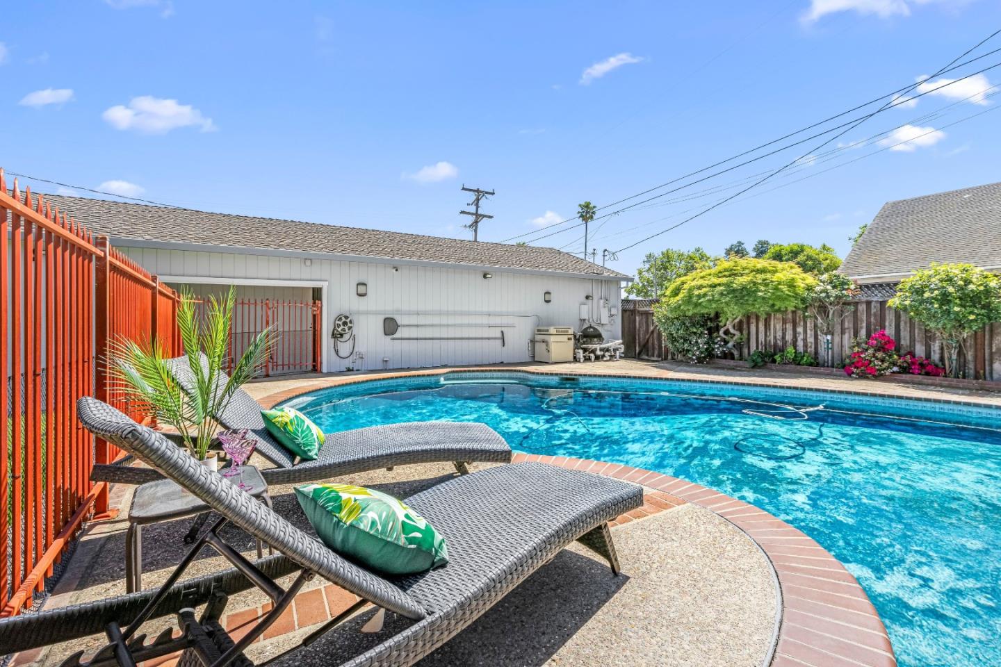 Detail Gallery Image 51 of 73 For 408 La Sierra Way, Gilroy,  CA 95020 - 3 Beds | 3 Baths