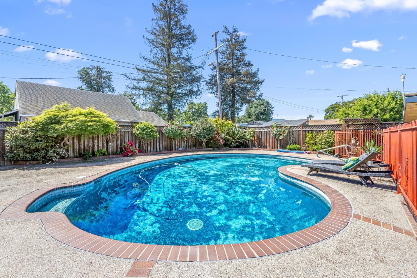 Detail Gallery Image 53 of 73 For 408 La Sierra Way, Gilroy,  CA 95020 - 3 Beds | 3 Baths