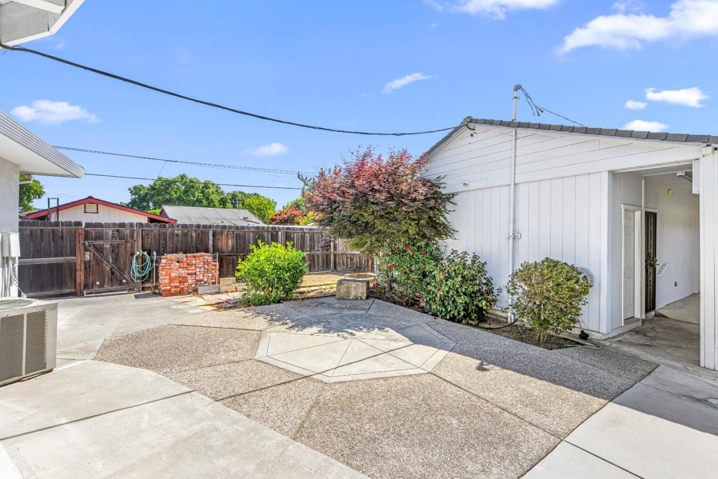 Detail Gallery Image 59 of 73 For 408 La Sierra Way, Gilroy,  CA 95020 - 3 Beds | 3 Baths