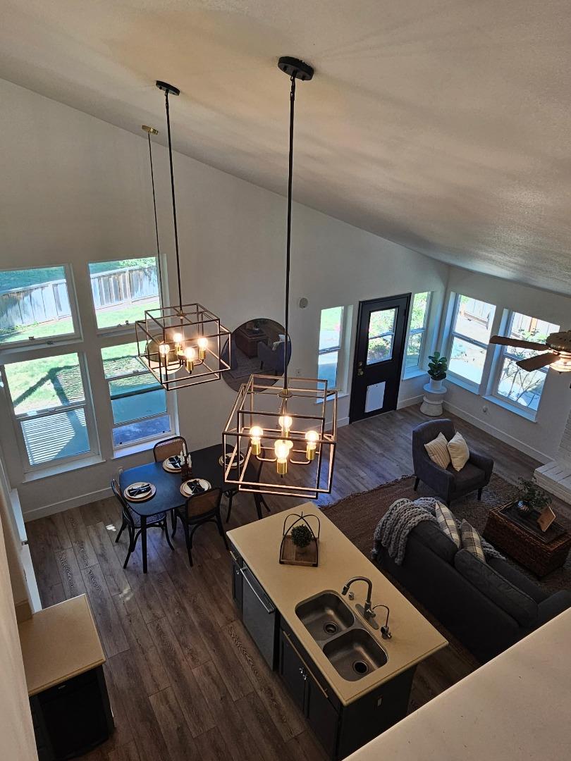 Detail Gallery Image 25 of 65 For 501 Bobbys Ln, Hollister,  CA 95023 - 4 Beds | 2/1 Baths