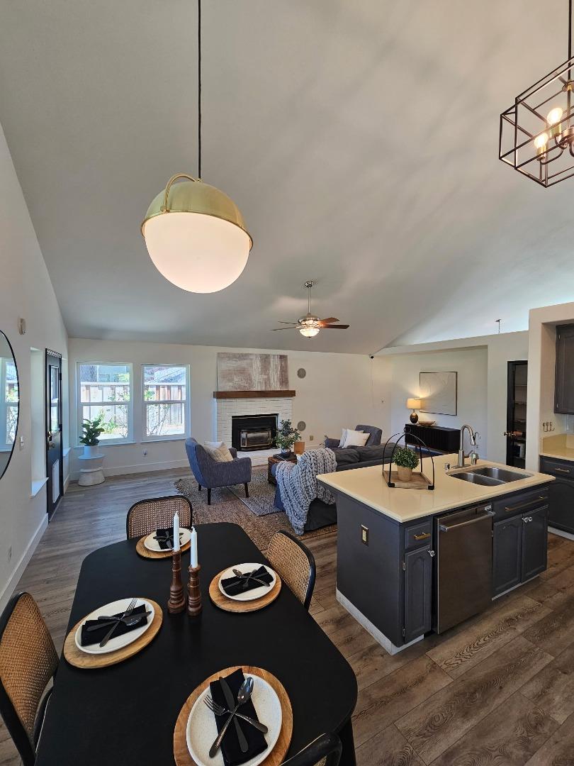 Detail Gallery Image 27 of 65 For 501 Bobbys Ln, Hollister,  CA 95023 - 4 Beds | 2/1 Baths