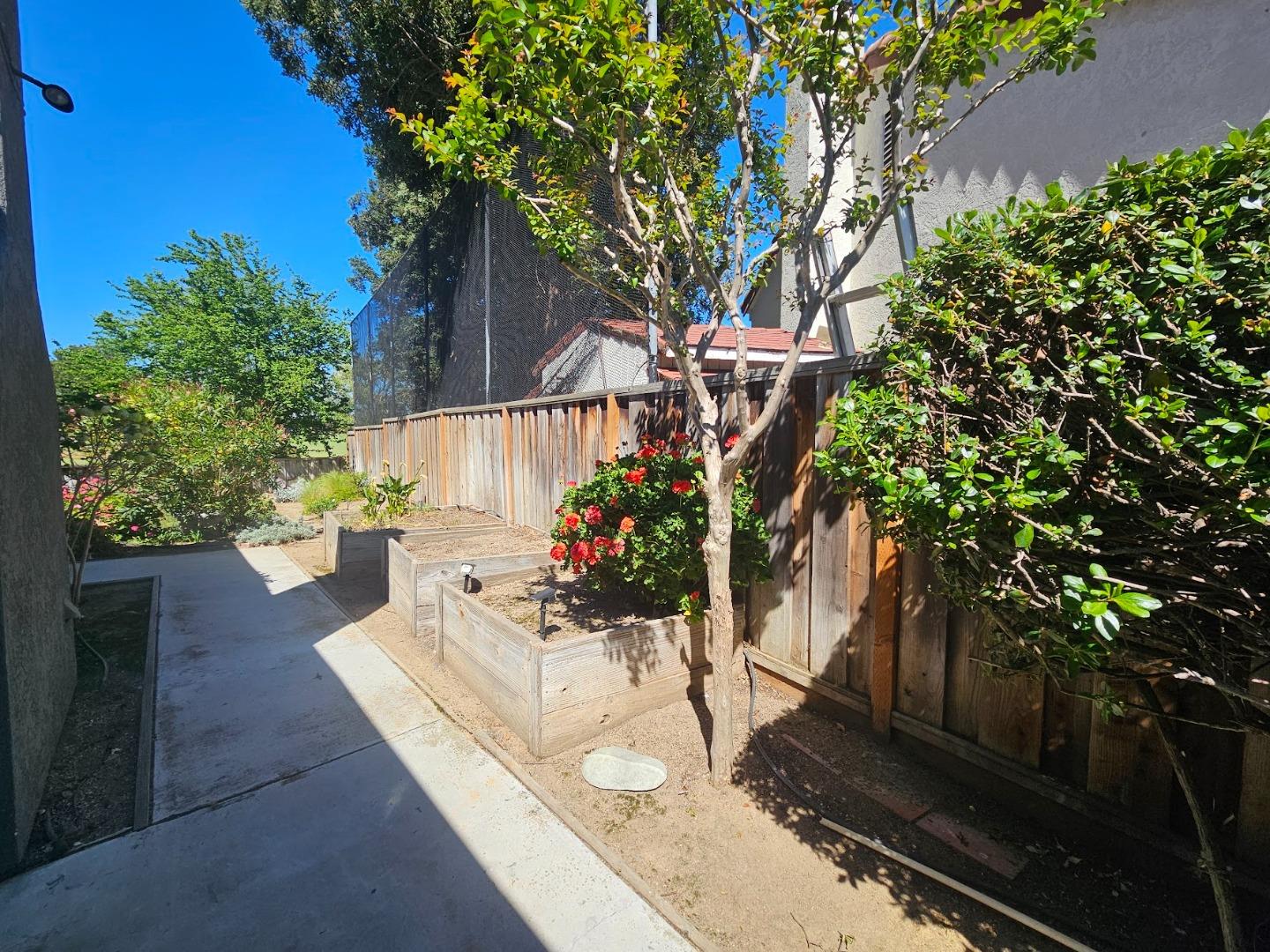 Detail Gallery Image 56 of 65 For 501 Bobbys Ln, Hollister,  CA 95023 - 4 Beds | 2/1 Baths