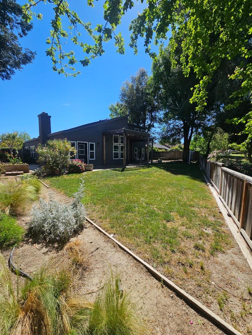 Detail Gallery Image 60 of 65 For 501 Bobbys Ln, Hollister,  CA 95023 - 4 Beds | 2/1 Baths