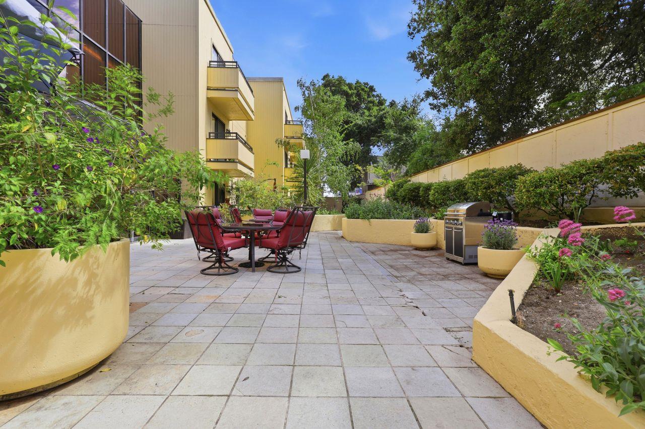 Detail Gallery Image 28 of 36 For 324 Catalpa St #111,  San Mateo,  CA 94401 - 1 Beds | 1 Baths