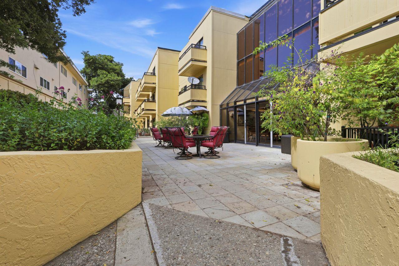 Detail Gallery Image 30 of 36 For 324 Catalpa St #111,  San Mateo,  CA 94401 - 1 Beds | 1 Baths