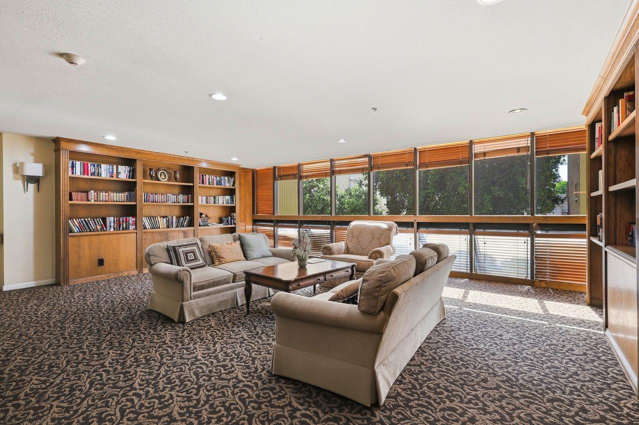 Detail Gallery Image 35 of 36 For 324 Catalpa St #111,  San Mateo,  CA 94401 - 1 Beds | 1 Baths