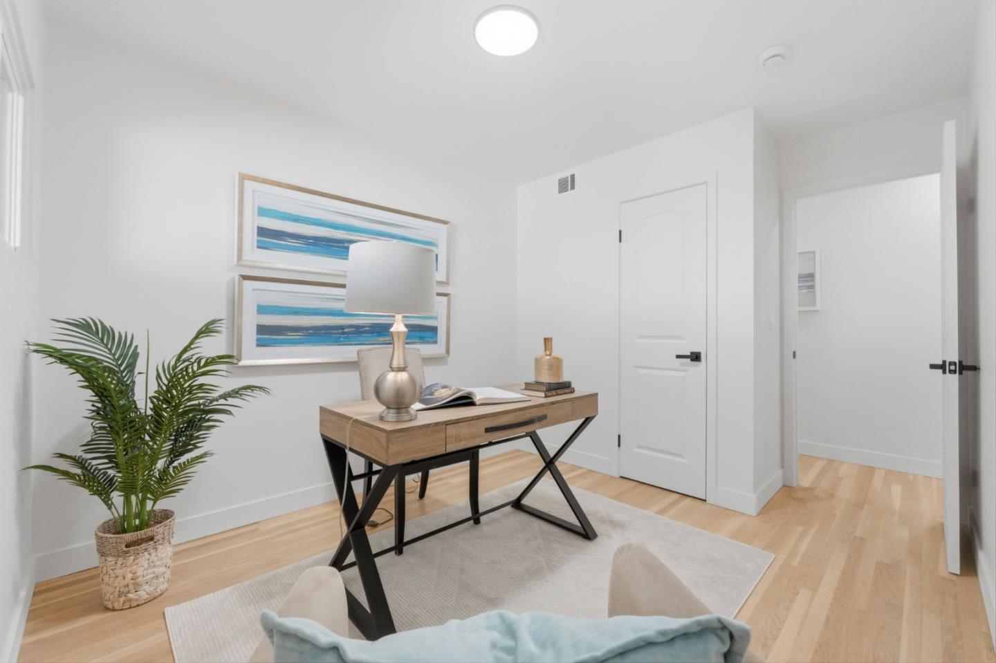 Detail Gallery Image 28 of 60 For 802 W Knickerbocker Dr, Sunnyvale,  CA 94087 - 4 Beds | 2/1 Baths