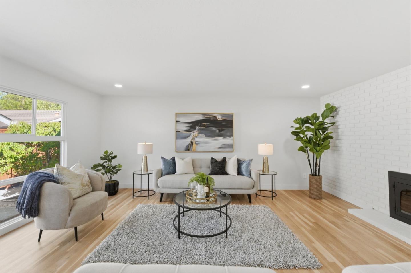 Detail Gallery Image 3 of 60 For 802 W Knickerbocker Dr, Sunnyvale,  CA 94087 - 4 Beds | 2/1 Baths