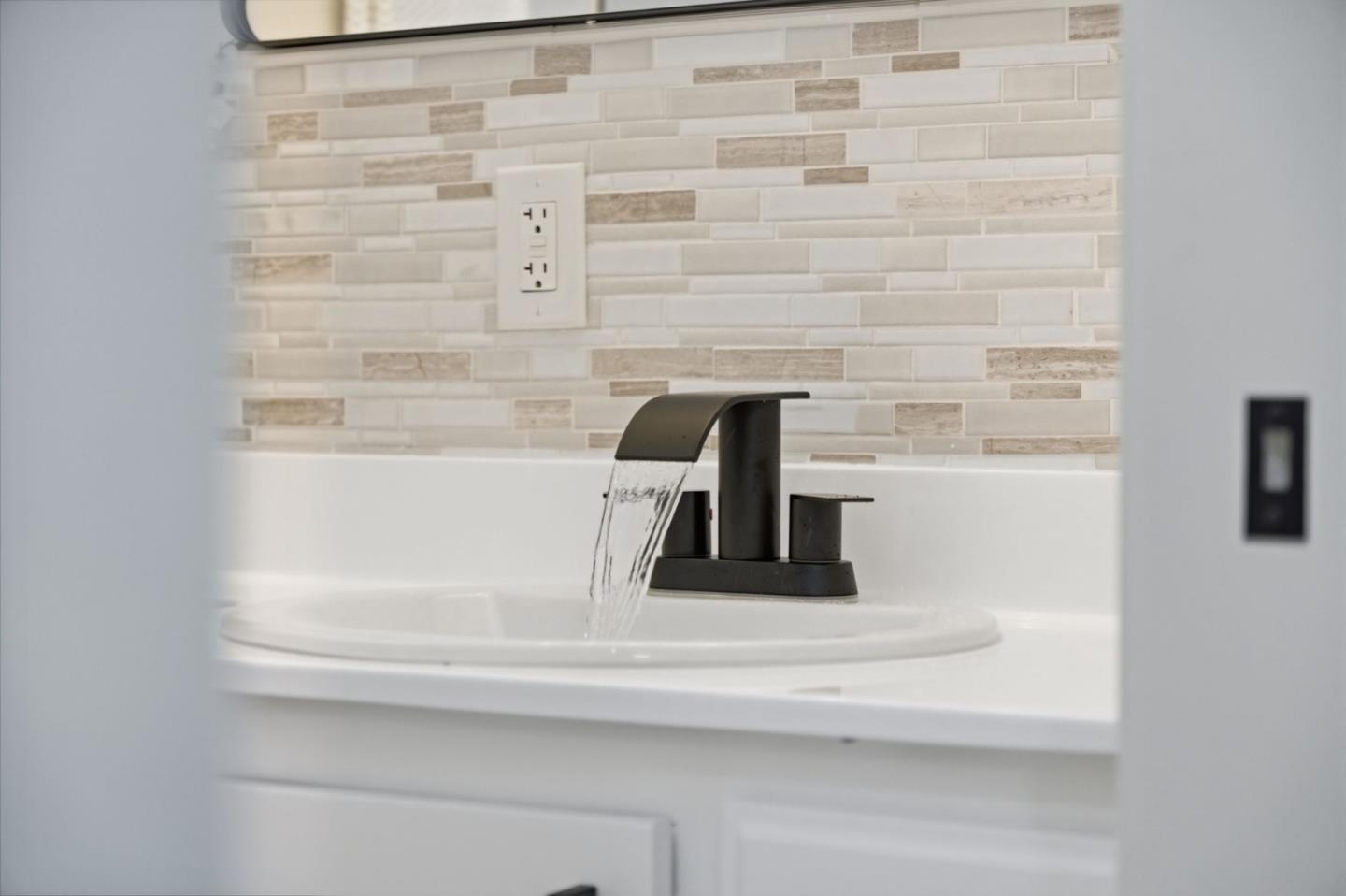 Detail Gallery Image 30 of 60 For 802 W Knickerbocker Dr, Sunnyvale,  CA 94087 - 4 Beds | 2/1 Baths