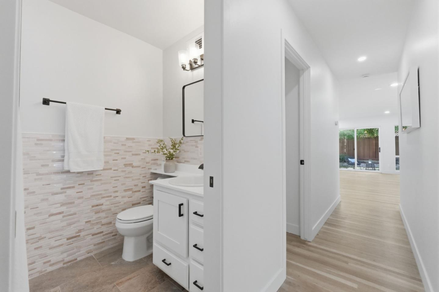 Detail Gallery Image 39 of 60 For 802 W Knickerbocker Dr, Sunnyvale,  CA 94087 - 4 Beds | 2/1 Baths