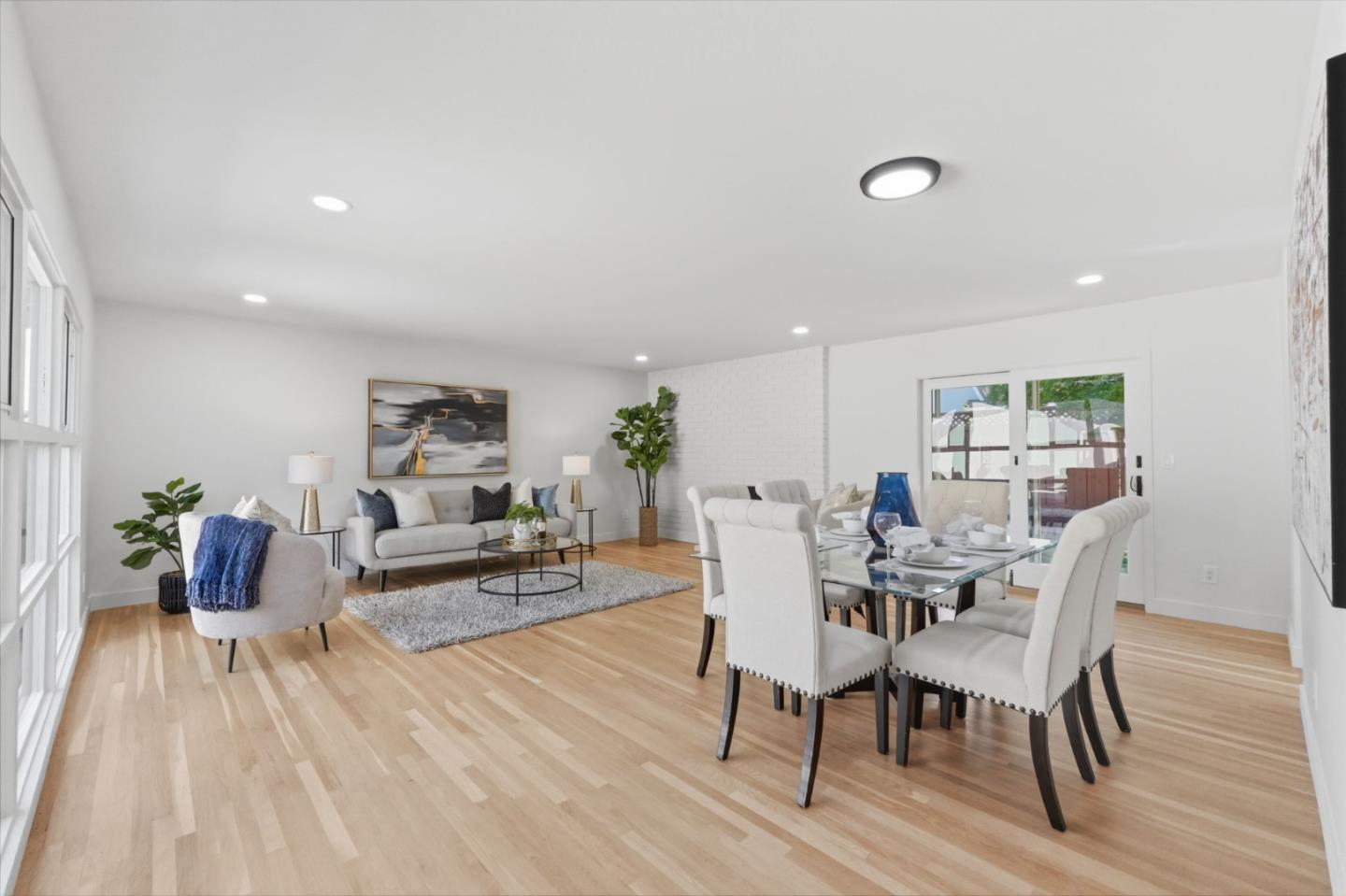 Detail Gallery Image 4 of 60 For 802 W Knickerbocker Dr, Sunnyvale,  CA 94087 - 4 Beds | 2/1 Baths