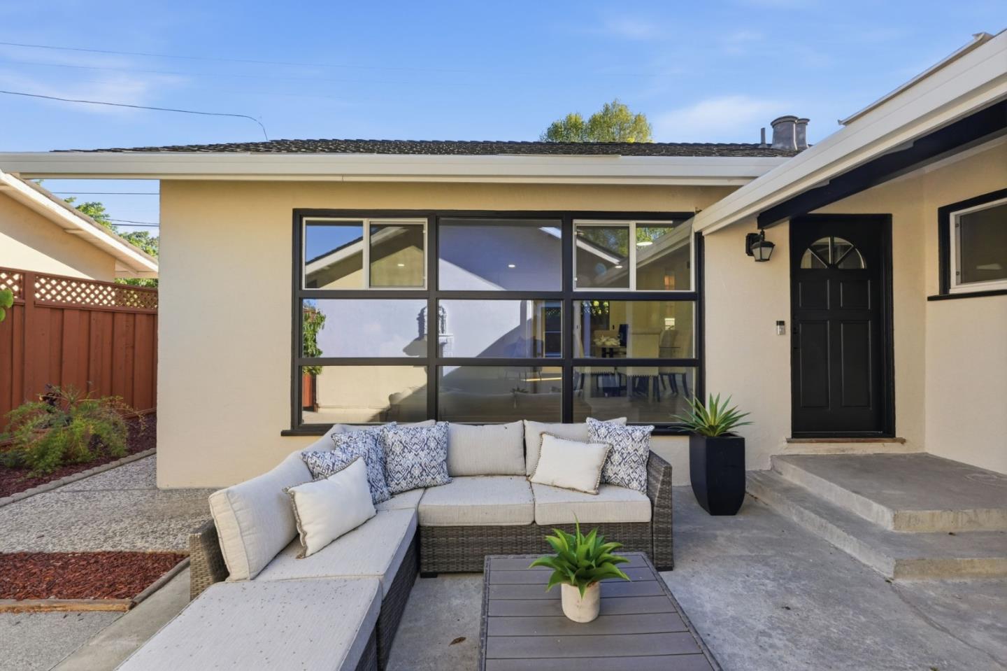 Detail Gallery Image 42 of 60 For 802 W Knickerbocker Dr, Sunnyvale,  CA 94087 - 4 Beds | 2/1 Baths