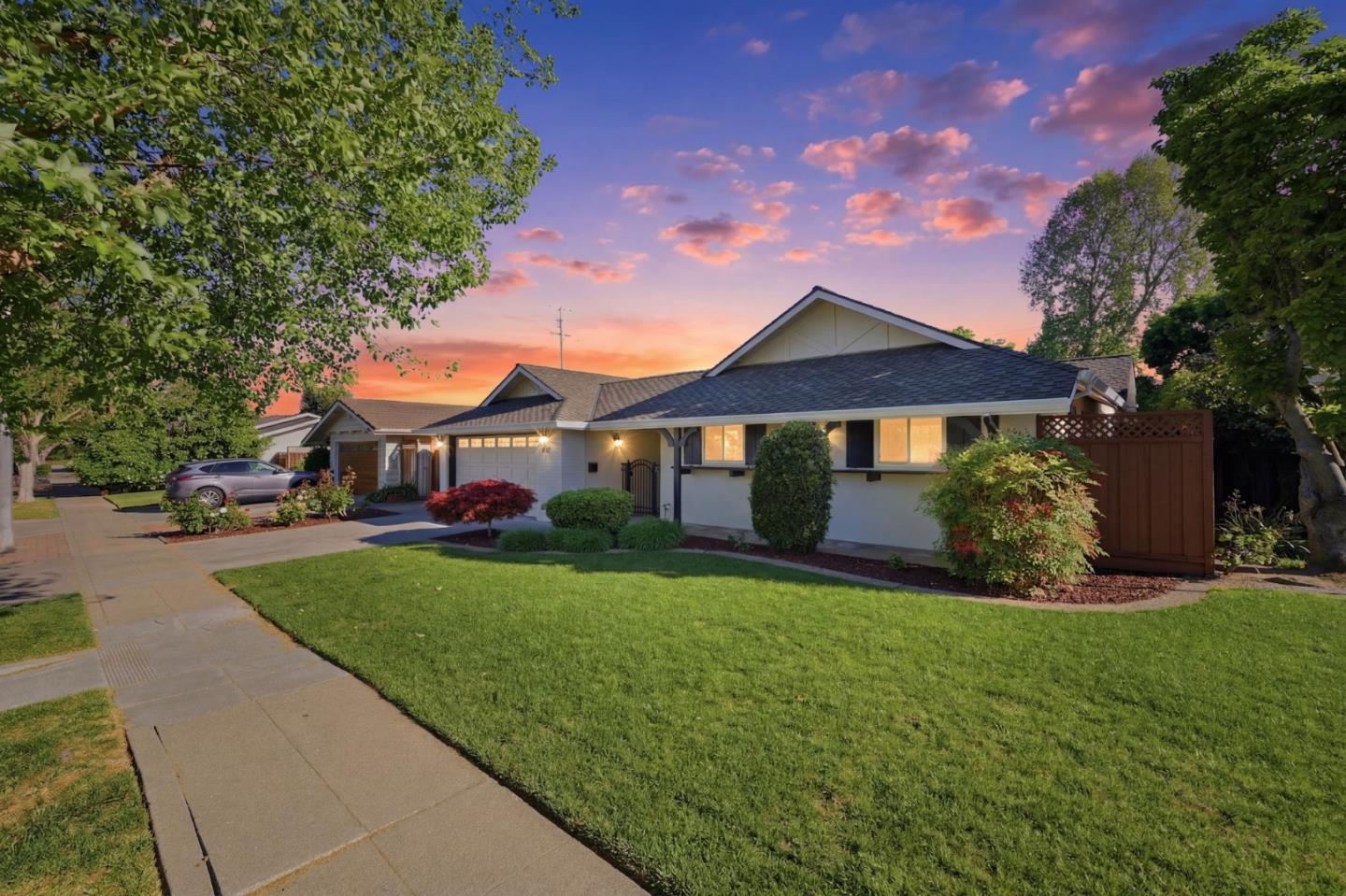 Detail Gallery Image 49 of 60 For 802 W Knickerbocker Dr, Sunnyvale,  CA 94087 - 4 Beds | 2/1 Baths