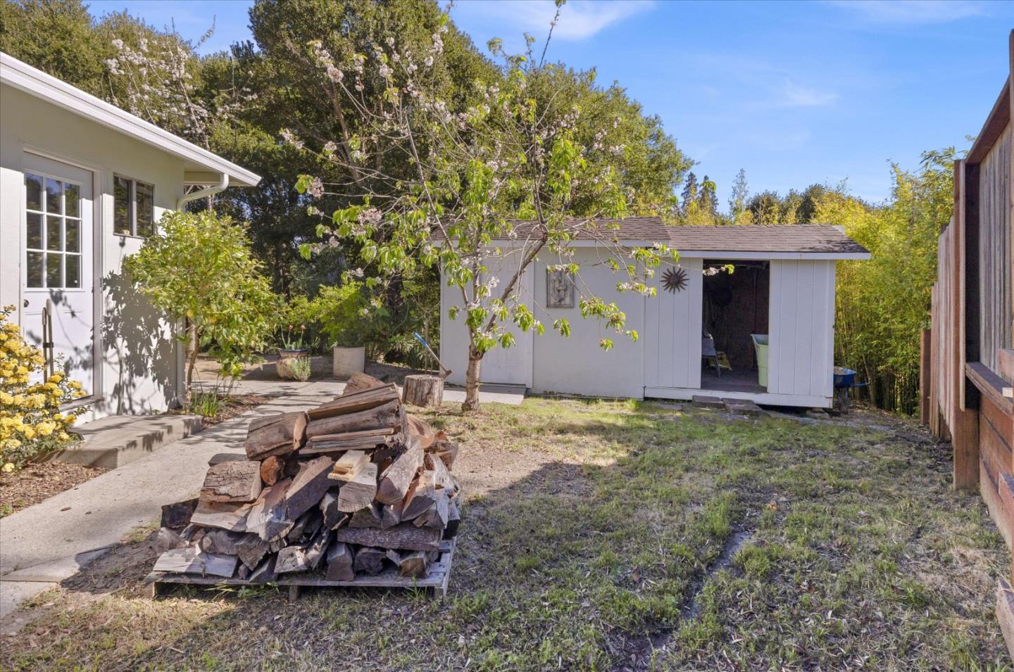 Detail Gallery Image 24 of 27 For 224 Sierra Vista Ct, Aptos,  CA 95003 - 3 Beds | 2 Baths