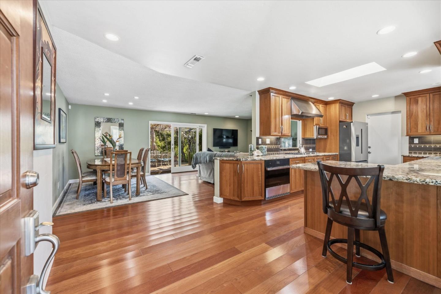 Detail Gallery Image 5 of 27 For 224 Sierra Vista Ct, Aptos,  CA 95003 - 3 Beds | 2 Baths