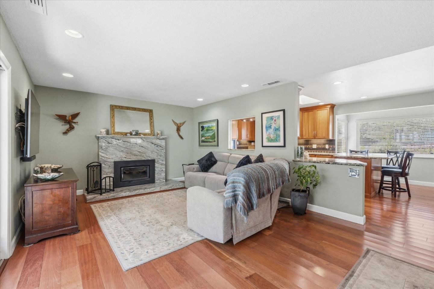 Detail Gallery Image 7 of 27 For 224 Sierra Vista Ct, Aptos,  CA 95003 - 3 Beds | 2 Baths