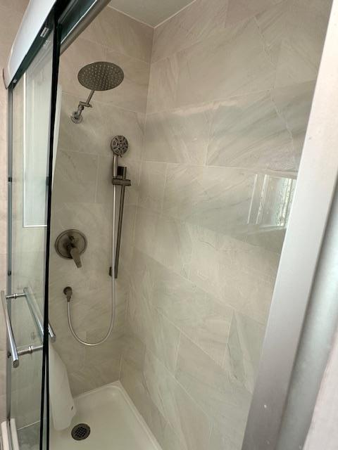 Detail Gallery Image 8 of 10 For 23 Birch, Redwood City,  CA 94062 - 1 Beds | 1 Baths