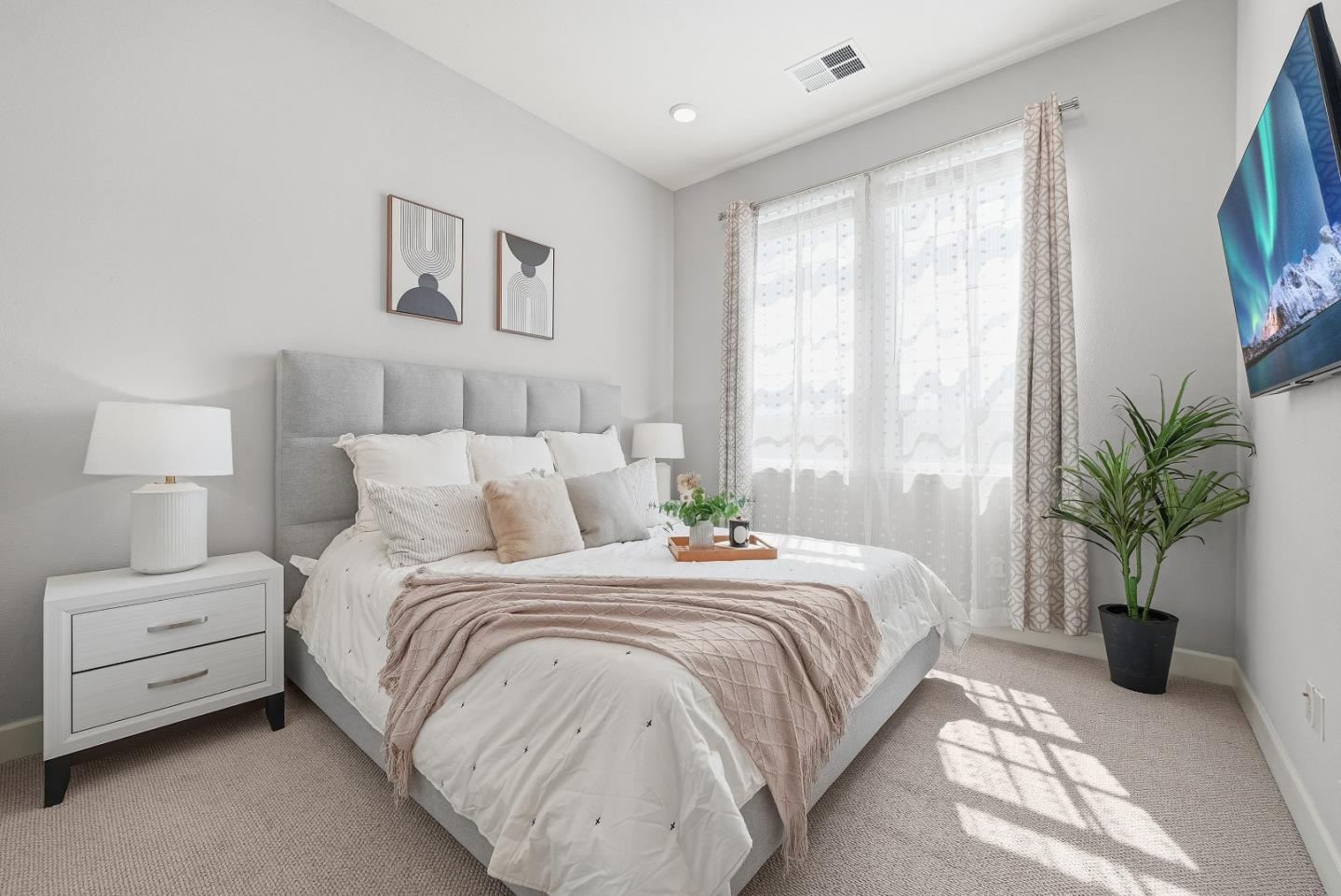 Detail Gallery Image 27 of 54 For 1121 Giannitsa Ter, Sunnyvale,  CA 94089 - 4 Beds | 3/1 Baths