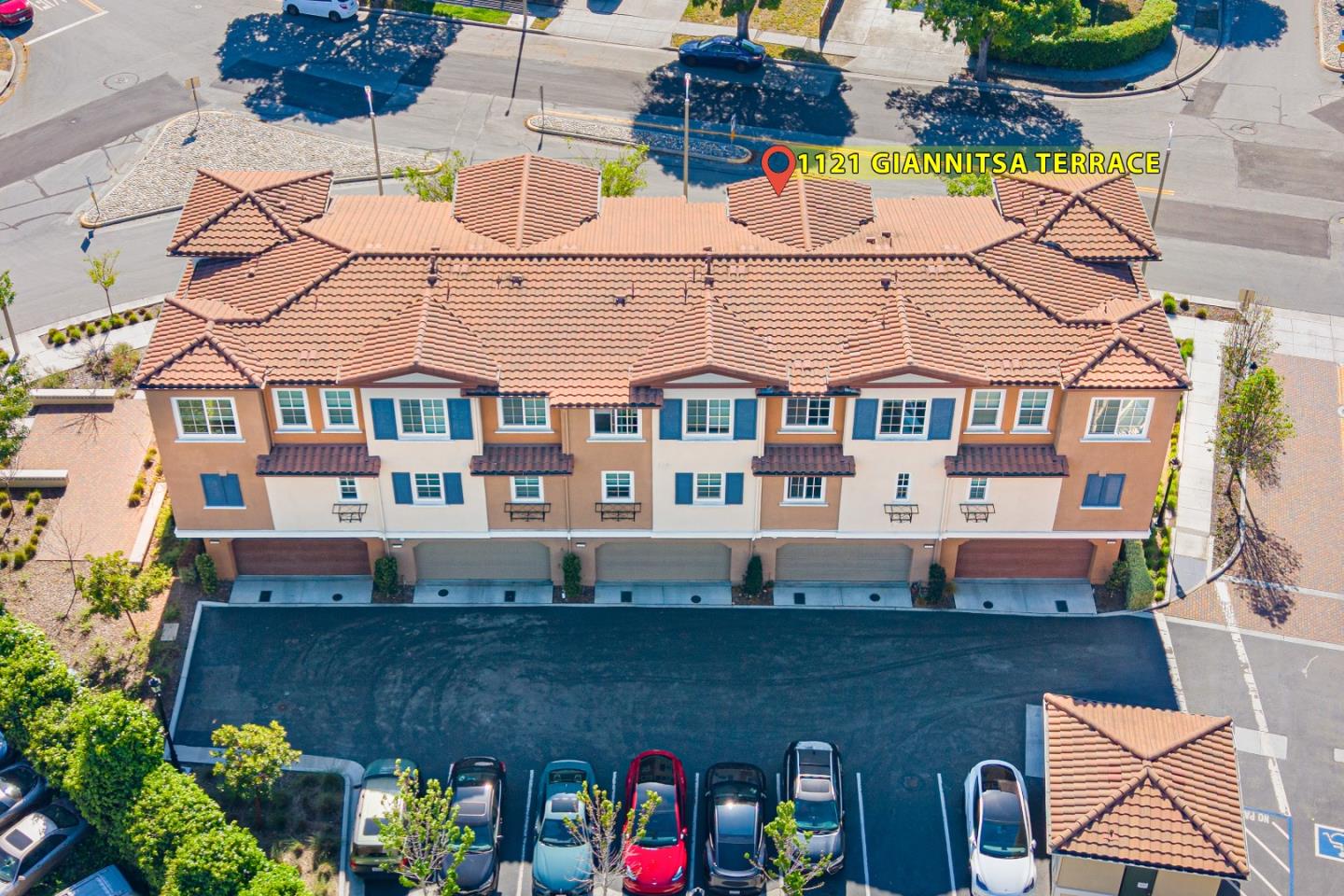 Detail Gallery Image 48 of 54 For 1121 Giannitsa Ter, Sunnyvale,  CA 94089 - 4 Beds | 3/1 Baths