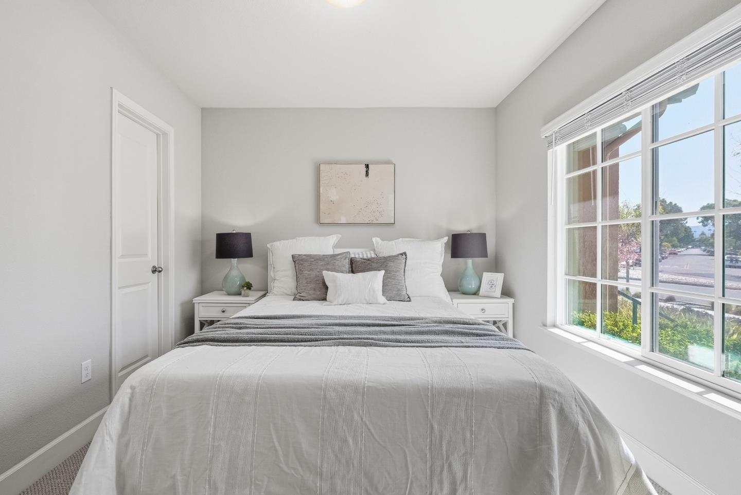 Detail Gallery Image 5 of 54 For 1121 Giannitsa Ter, Sunnyvale,  CA 94089 - 4 Beds | 3/1 Baths