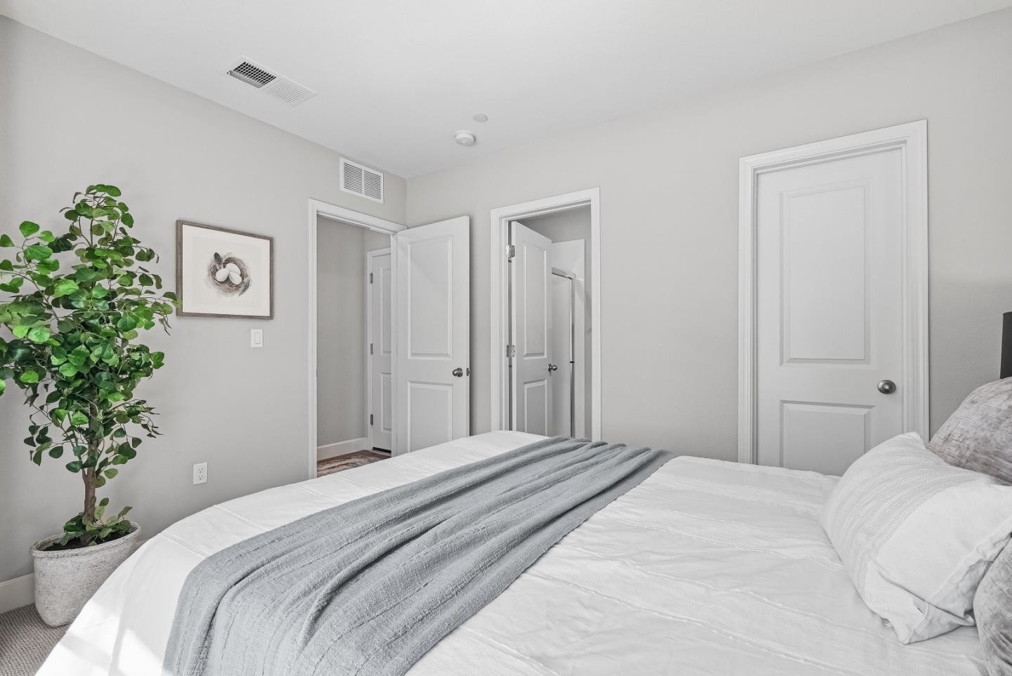 Detail Gallery Image 6 of 54 For 1121 Giannitsa Ter, Sunnyvale,  CA 94089 - 4 Beds | 3/1 Baths