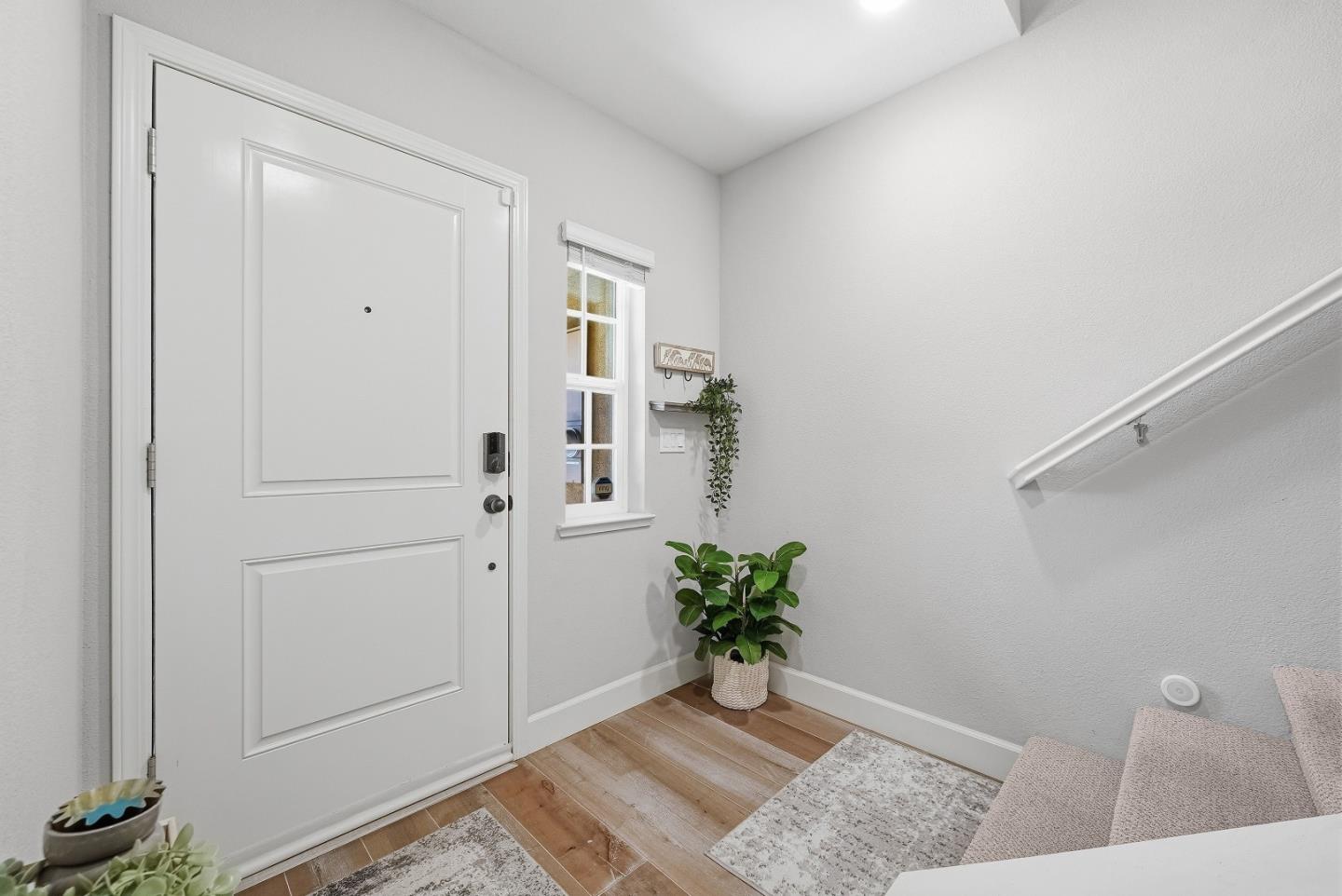 Detail Gallery Image 9 of 54 For 1121 Giannitsa Ter, Sunnyvale,  CA 94089 - 4 Beds | 3/1 Baths