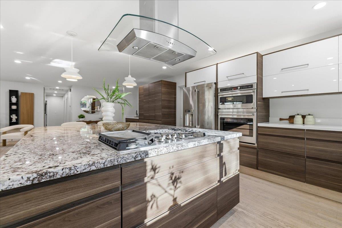 Detail Gallery Image 10 of 29 For 1547 Crespi Drive, San Jose,  CA 95129 - 3 Beds | 2 Baths