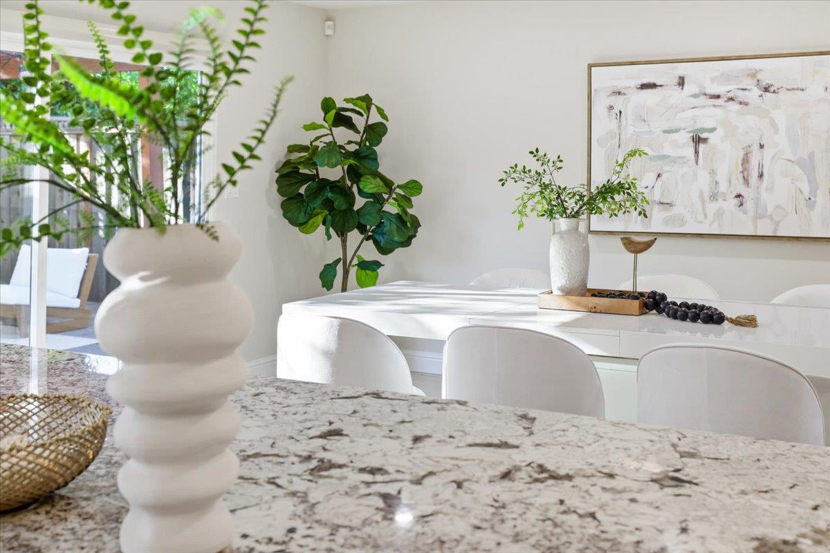 Detail Gallery Image 12 of 29 For 1547 Crespi Drive, San Jose,  CA 95129 - 3 Beds | 2 Baths