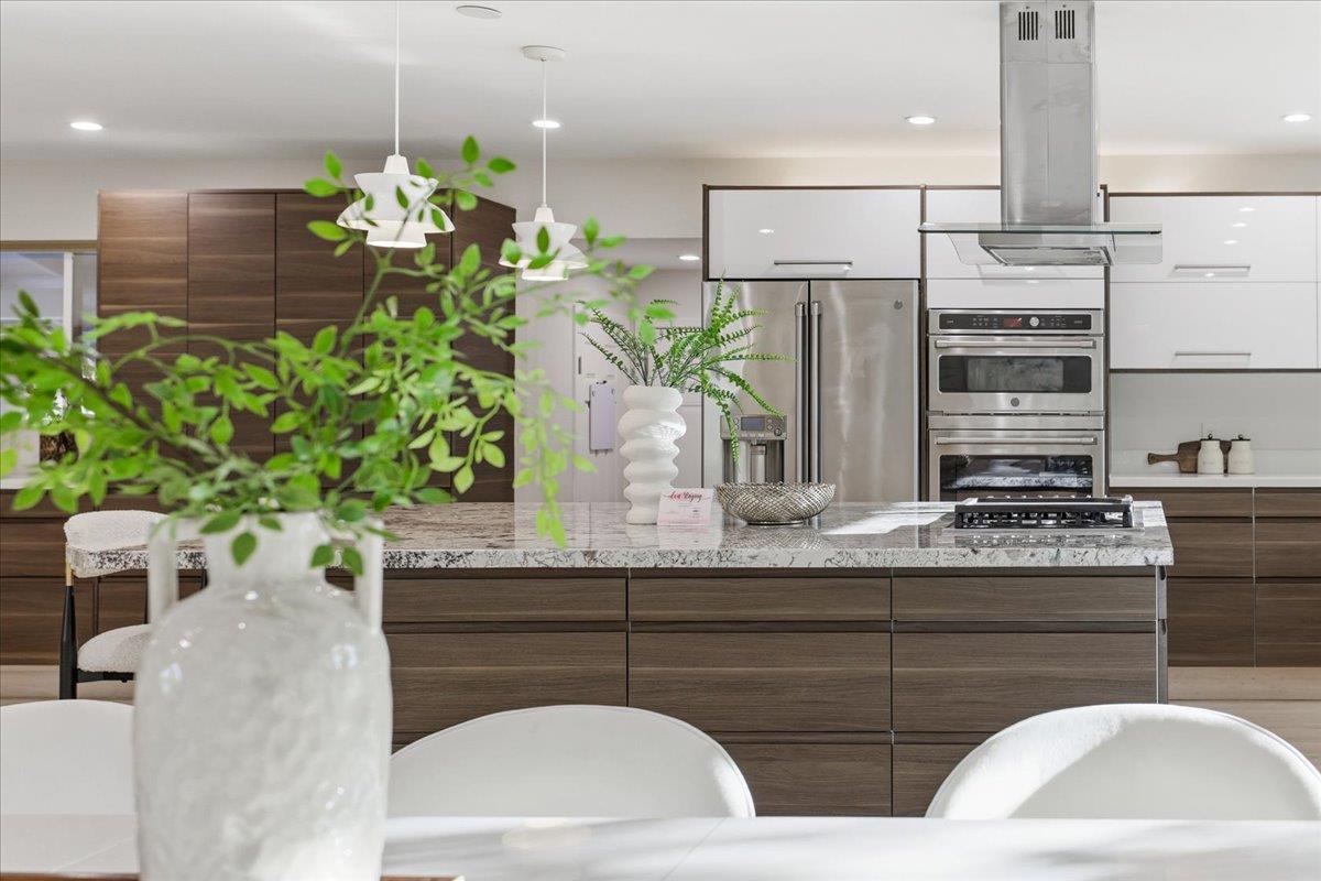 Detail Gallery Image 14 of 29 For 1547 Crespi Drive, San Jose,  CA 95129 - 3 Beds | 2 Baths