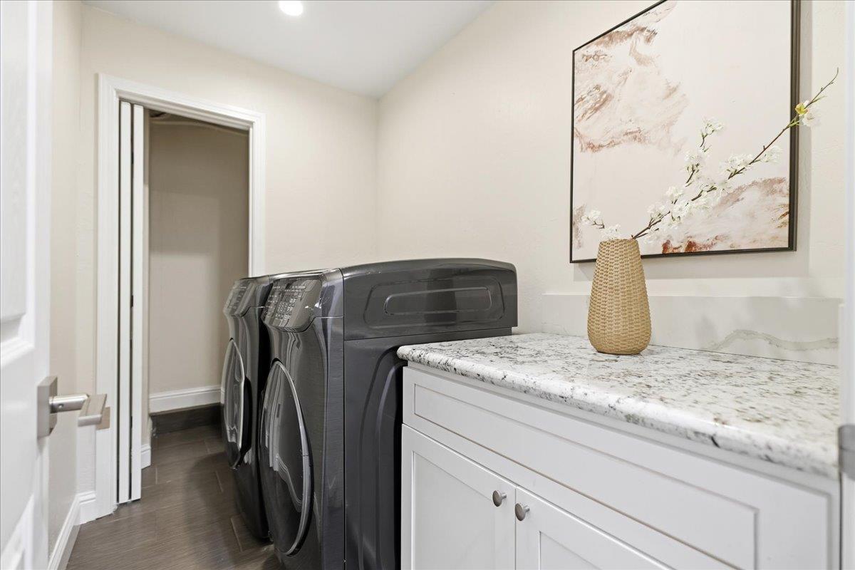 Detail Gallery Image 16 of 29 For 1547 Crespi Drive, San Jose,  CA 95129 - 3 Beds | 2 Baths