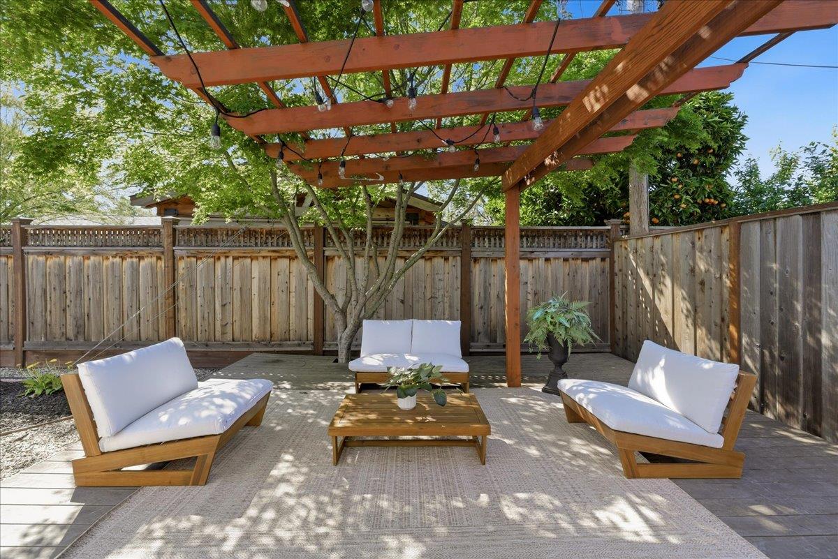 Detail Gallery Image 23 of 29 For 1547 Crespi Drive, San Jose,  CA 95129 - 3 Beds | 2 Baths