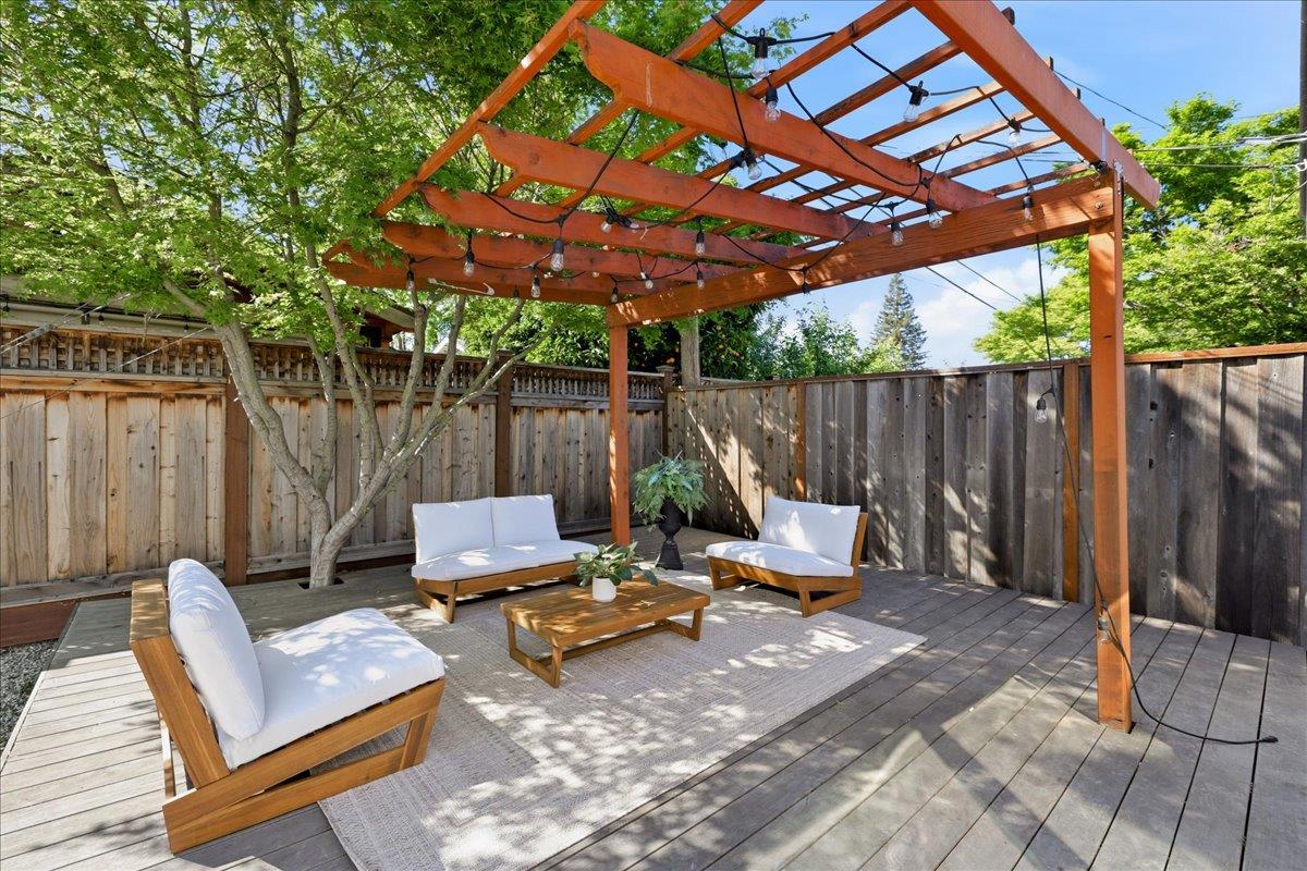 Detail Gallery Image 25 of 29 For 1547 Crespi Drive, San Jose,  CA 95129 - 3 Beds | 2 Baths