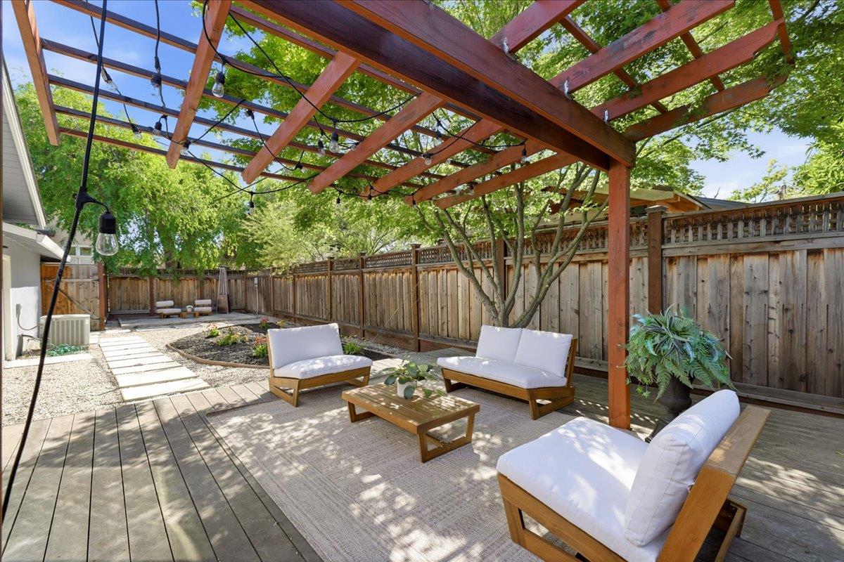 Detail Gallery Image 26 of 29 For 1547 Crespi Drive, San Jose,  CA 95129 - 3 Beds | 2 Baths