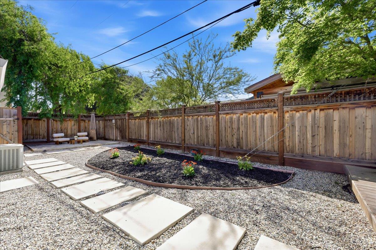 Detail Gallery Image 27 of 29 For 1547 Crespi Drive, San Jose,  CA 95129 - 3 Beds | 2 Baths