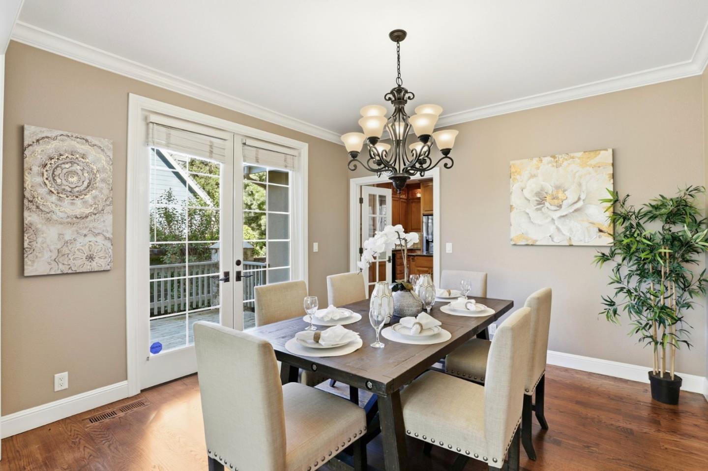 Detail Gallery Image 12 of 109 For 1880 Hollyhock Ln, Gilroy,  CA 95020 - 4 Beds | 3/1 Baths