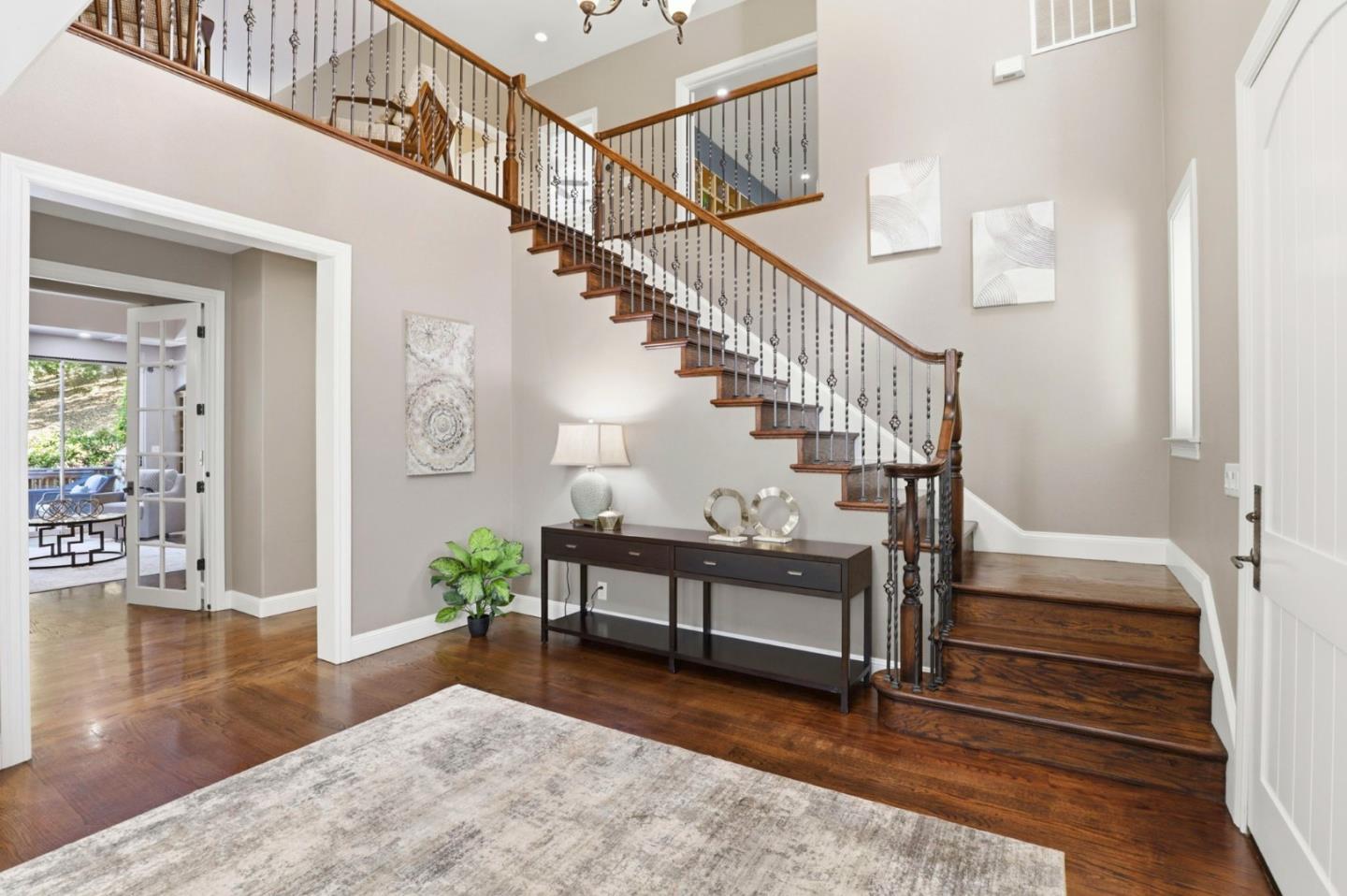 Detail Gallery Image 15 of 109 For 1880 Hollyhock Ln, Gilroy,  CA 95020 - 4 Beds | 3/1 Baths