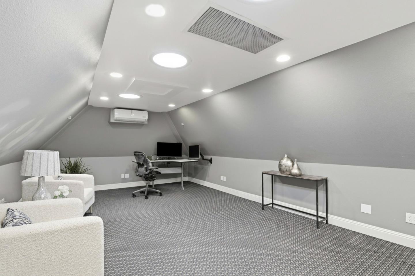 Detail Gallery Image 22 of 109 For 1880 Hollyhock Ln, Gilroy,  CA 95020 - 4 Beds | 3/1 Baths