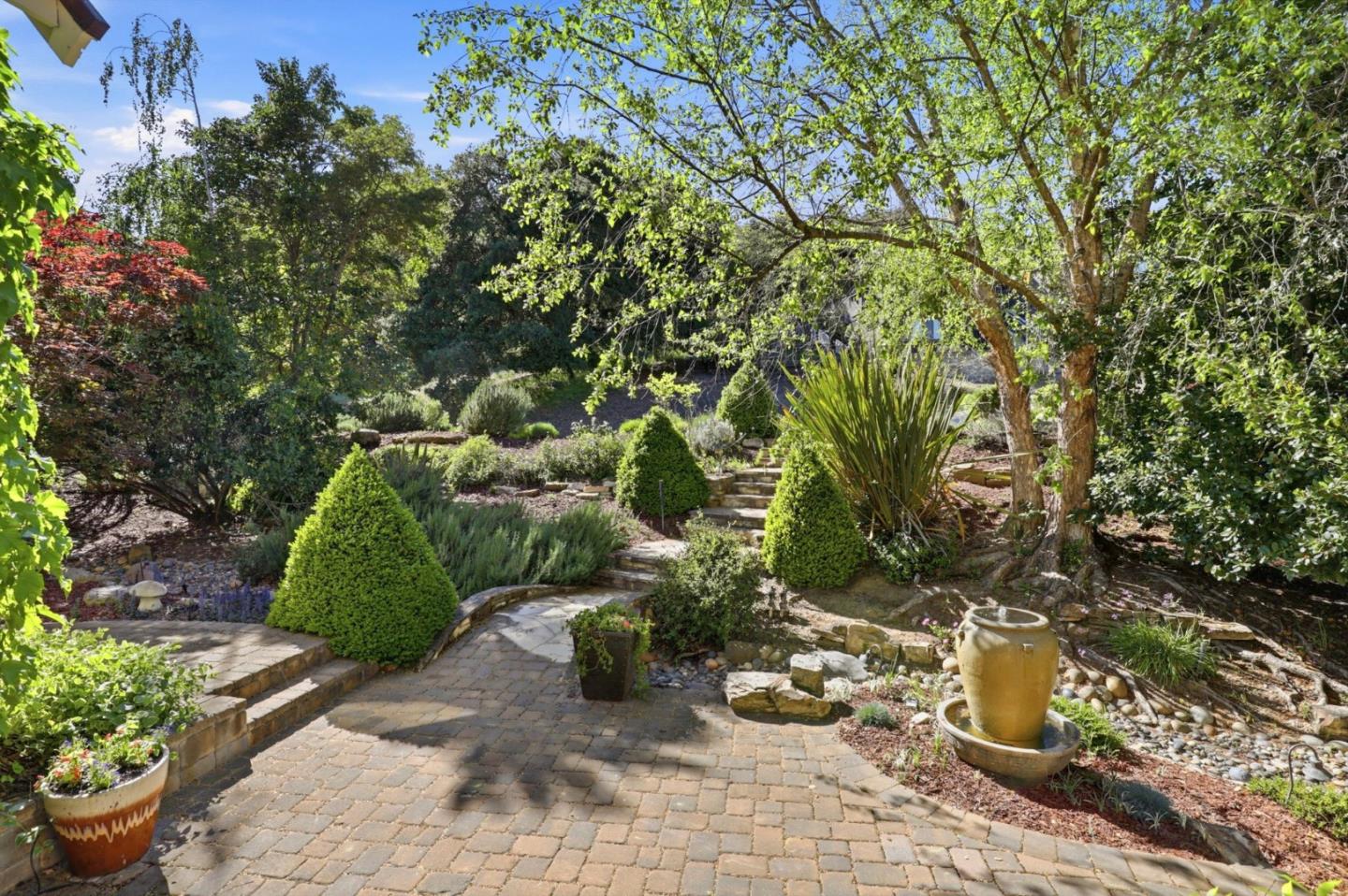 Detail Gallery Image 44 of 109 For 1880 Hollyhock Ln, Gilroy,  CA 95020 - 4 Beds | 3/1 Baths