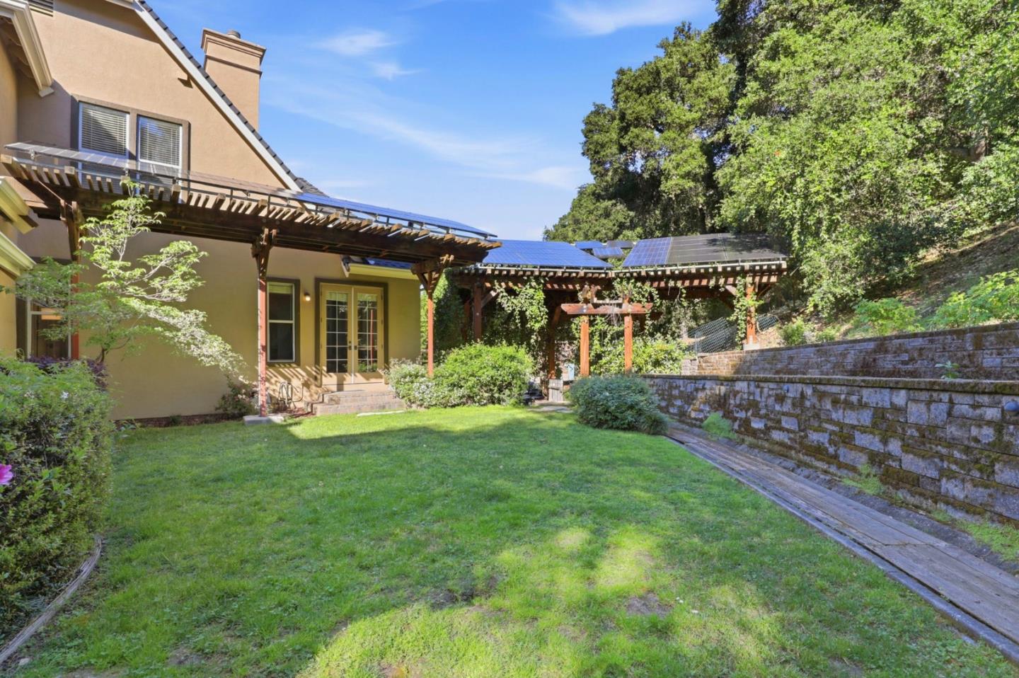 Detail Gallery Image 45 of 109 For 1880 Hollyhock Ln, Gilroy,  CA 95020 - 4 Beds | 3/1 Baths