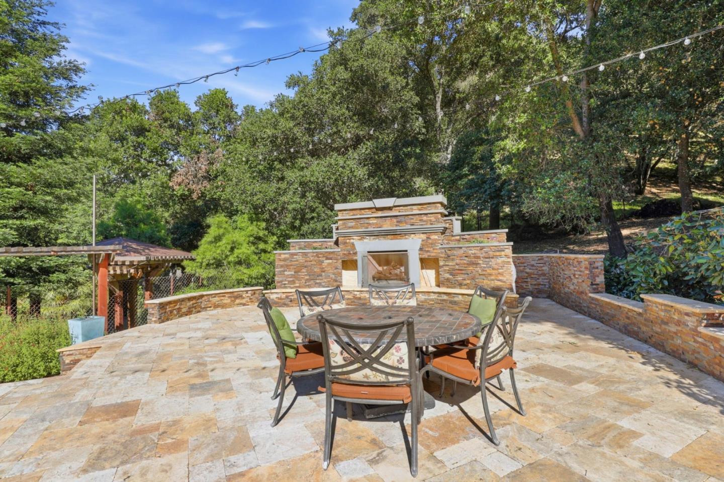 Detail Gallery Image 53 of 109 For 1880 Hollyhock Ln, Gilroy,  CA 95020 - 4 Beds | 3/1 Baths