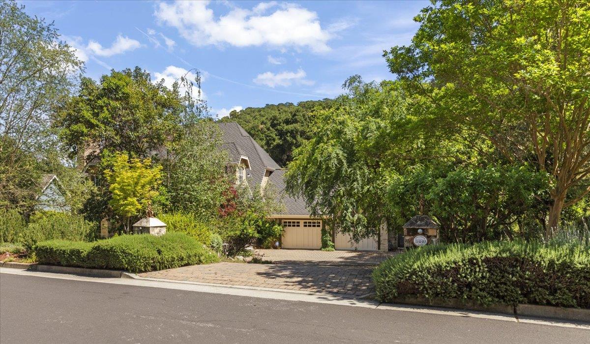 Detail Gallery Image 65 of 109 For 1880 Hollyhock Ln, Gilroy,  CA 95020 - 4 Beds | 3/1 Baths