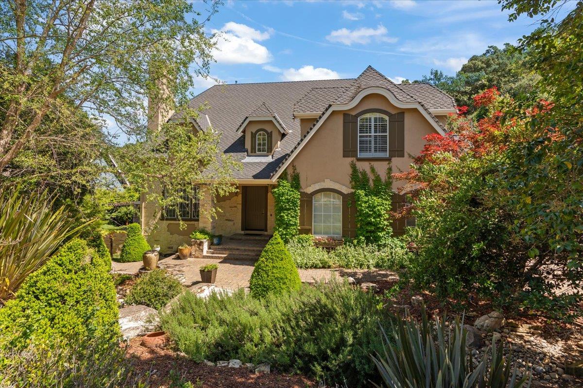 Detail Gallery Image 66 of 109 For 1880 Hollyhock Ln, Gilroy,  CA 95020 - 4 Beds | 3/1 Baths