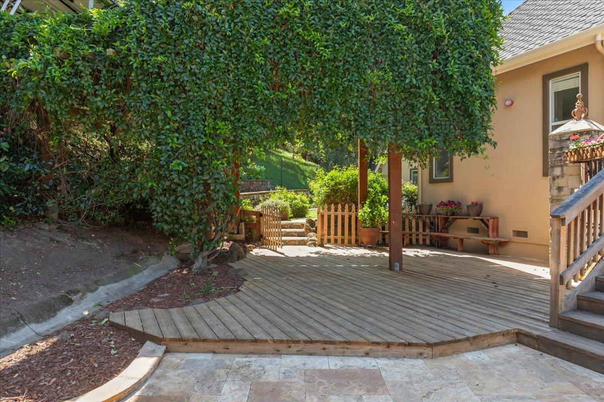 Detail Gallery Image 78 of 109 For 1880 Hollyhock Ln, Gilroy,  CA 95020 - 4 Beds | 3/1 Baths