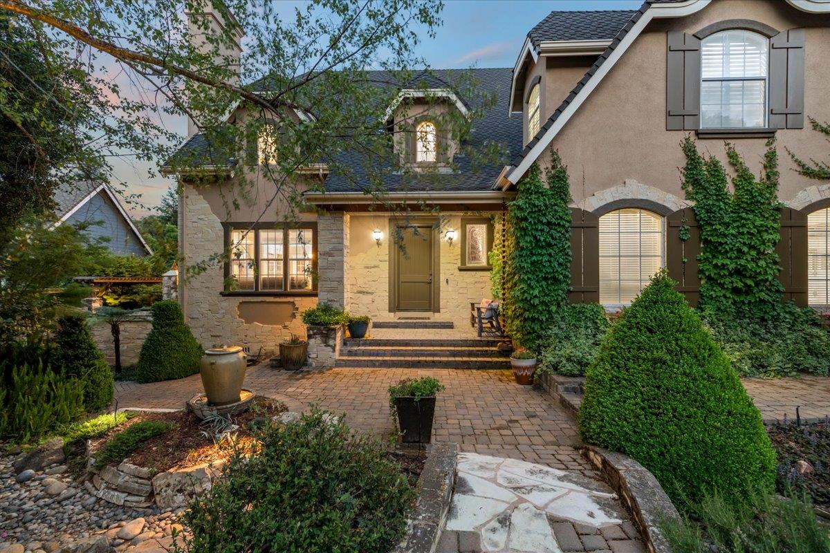 Detail Gallery Image 87 of 109 For 1880 Hollyhock Ln, Gilroy,  CA 95020 - 4 Beds | 3/1 Baths